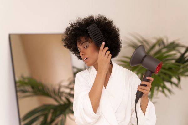 Tipps zum Waschen von lockigem Haar